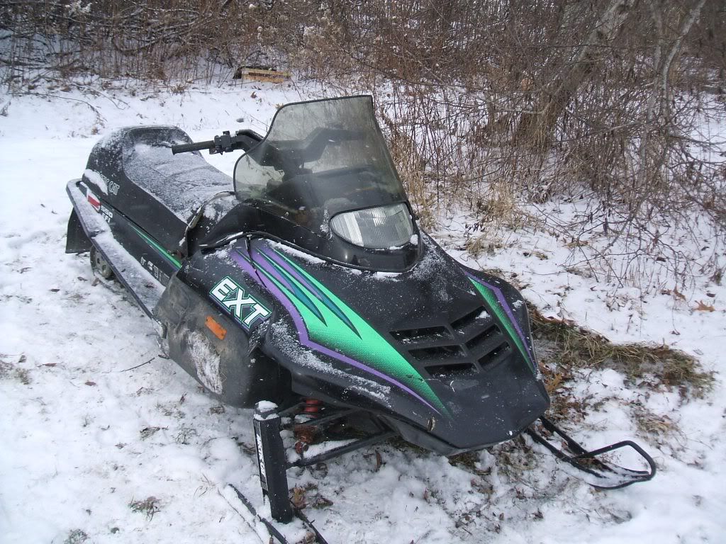 http://i973.photobucket.com/albums/ae212/arcticcat93/ext/DSCF2213.jpg