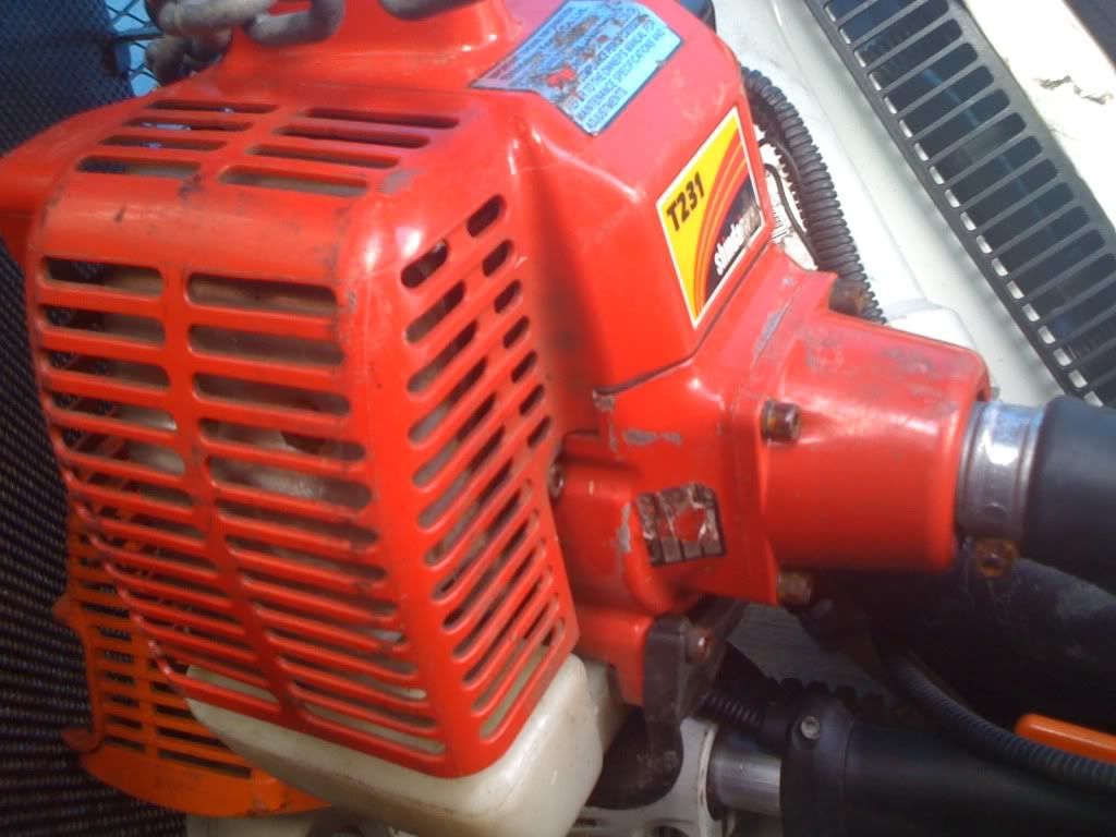 Shindaiwa T231 Trimmer. New Price 319.00 My Price 250.00 Photo by