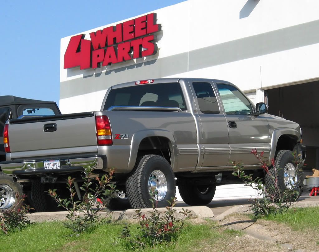 2001 Silverado Z71 With 6 Pro Comp Lift 16 Weld Sidewinders And 35s Leather Heated Seats Power Everything Inside Still Regret Selling It Its Been 2001 Silverado Z71 With 6 Pro Comp Lift 16 Weld Sidewinders And 35s Leather Heated Seats Power Everything Inside Still Regret Selling It Its Been