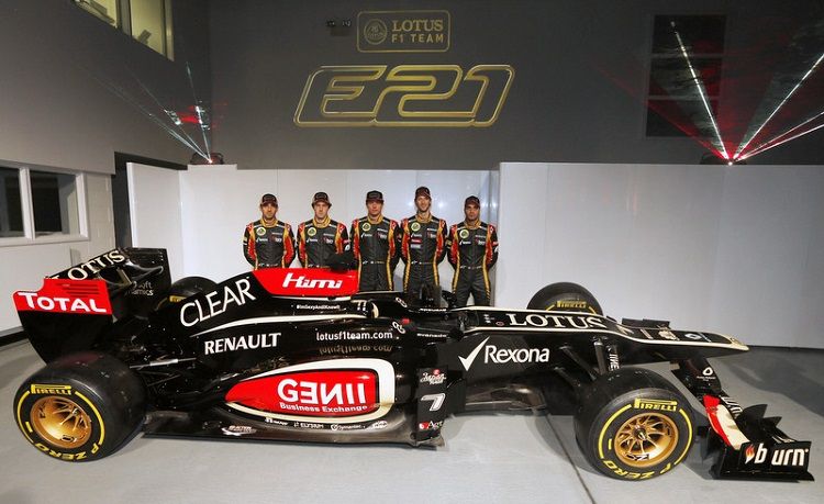 Lotusauto_zps59e8473d.jpg